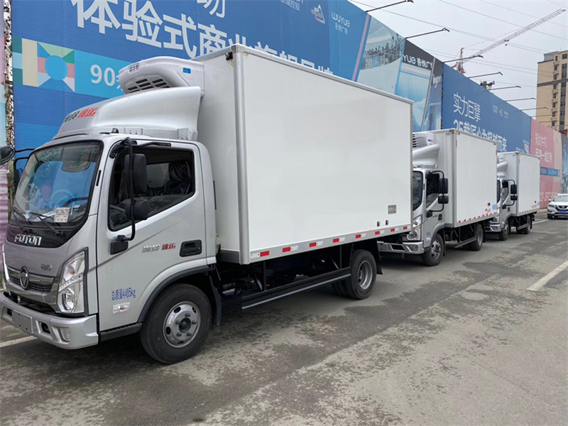 奧鈴速運(yùn)冷藏車（廂長(zhǎng)4.2m國(guó)六）